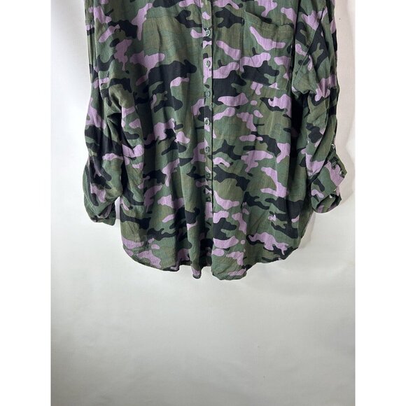 Torrid Camo Camouflage Button Front Roll Sleeve Shirt Blouse - Picture 6 of 7